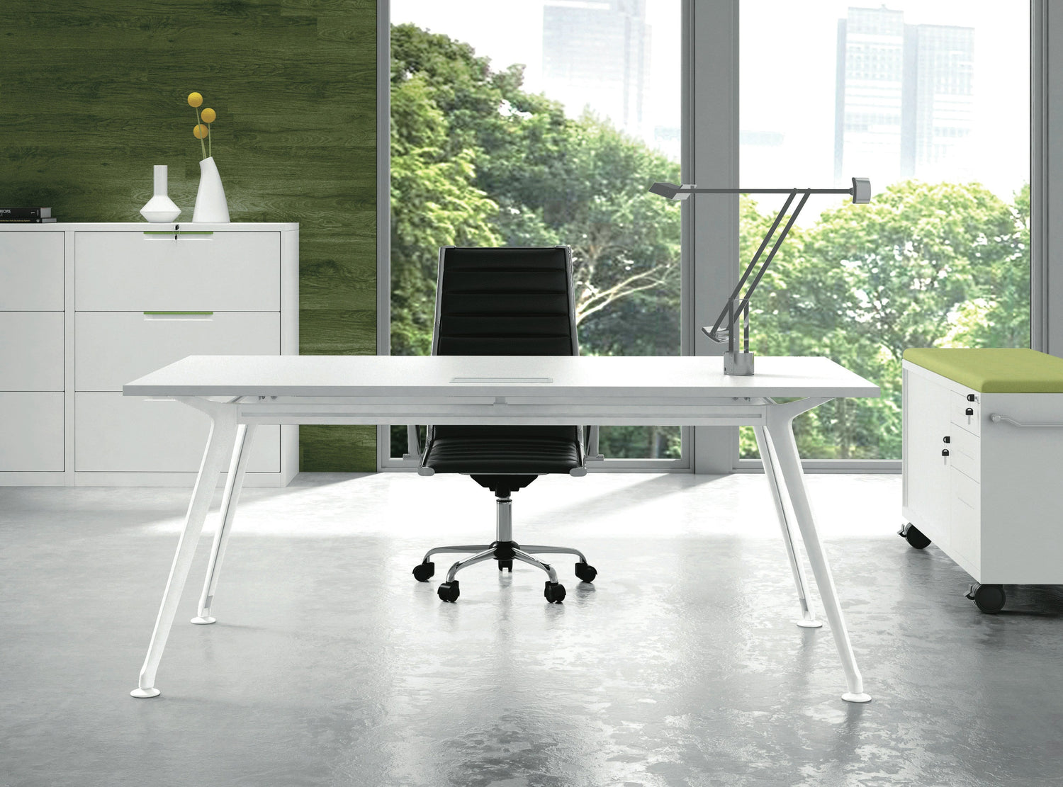 Ergonomic Desks & Chairs